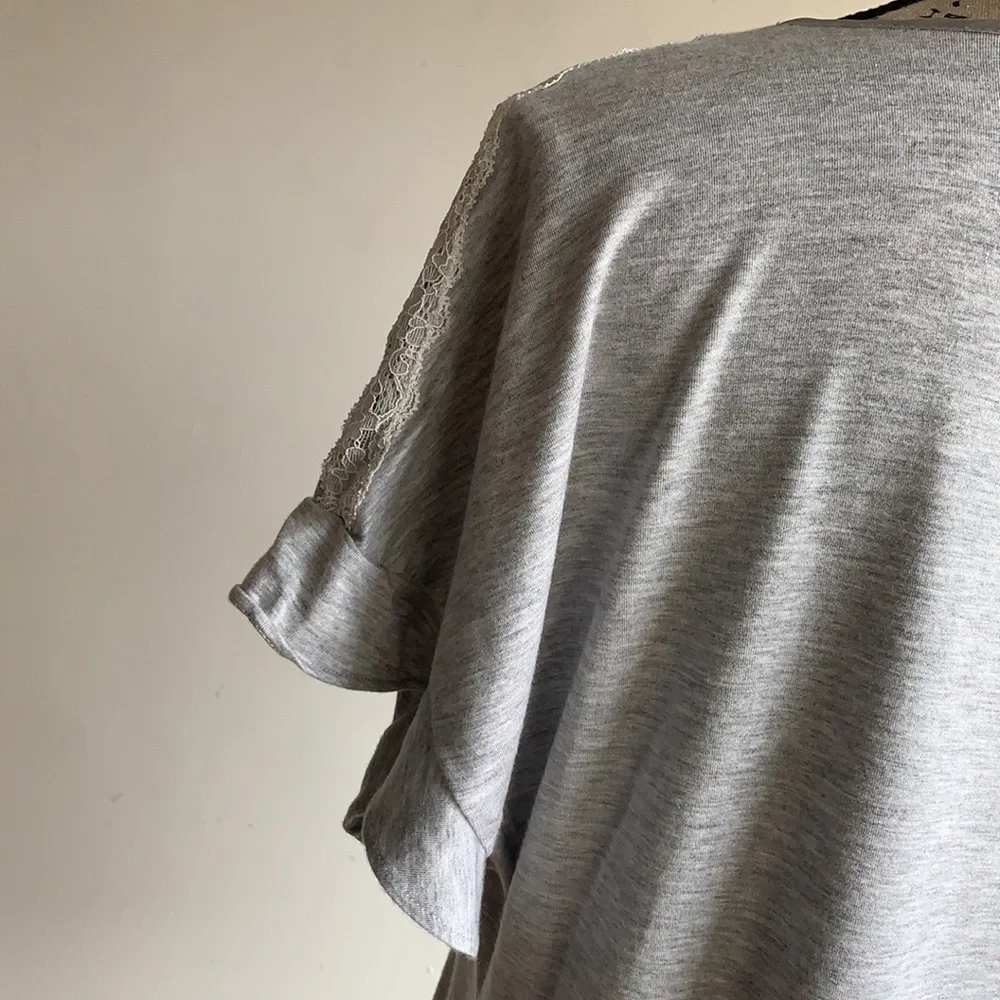 Kate Spade Lace Trim Oversized Grey Flutter Sleeve Top Size Medium